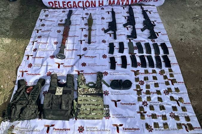 Aseguran un arsenal, lanzacohetes incluido, en Tamaulipas